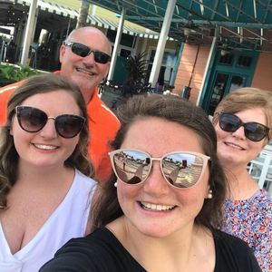 Meet your Posher, Kelly